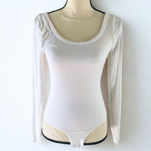 J.Crew Re-Imagined Long Sleeve Scoop Neck Thong Bodysuit Size M - White - EUC - Picture 1 of 5